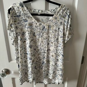 LOFT - Floral Short Sleeve Shirt with Petal Sleeves - Size L